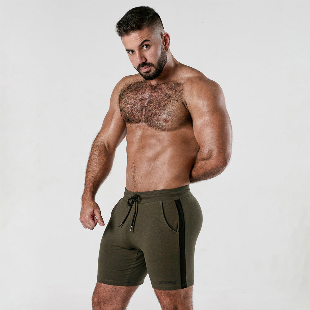 Side Stripe Short